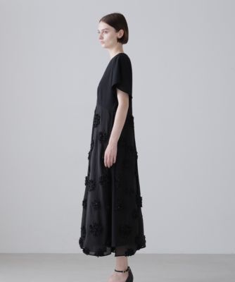 ADORE(アドーア)の◇ドットフラワーエンブロイダリーワンピース通販 