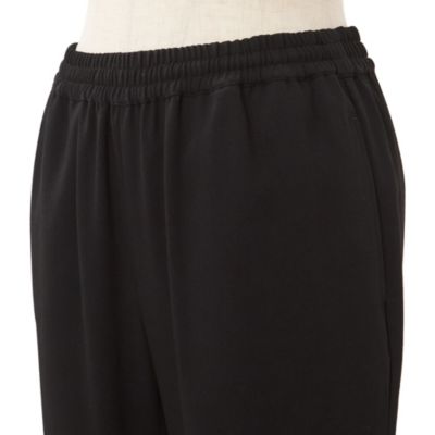 Col Pierrot×eclat(コル ピエロ×エクラ)のとろみスリットリブパンツ