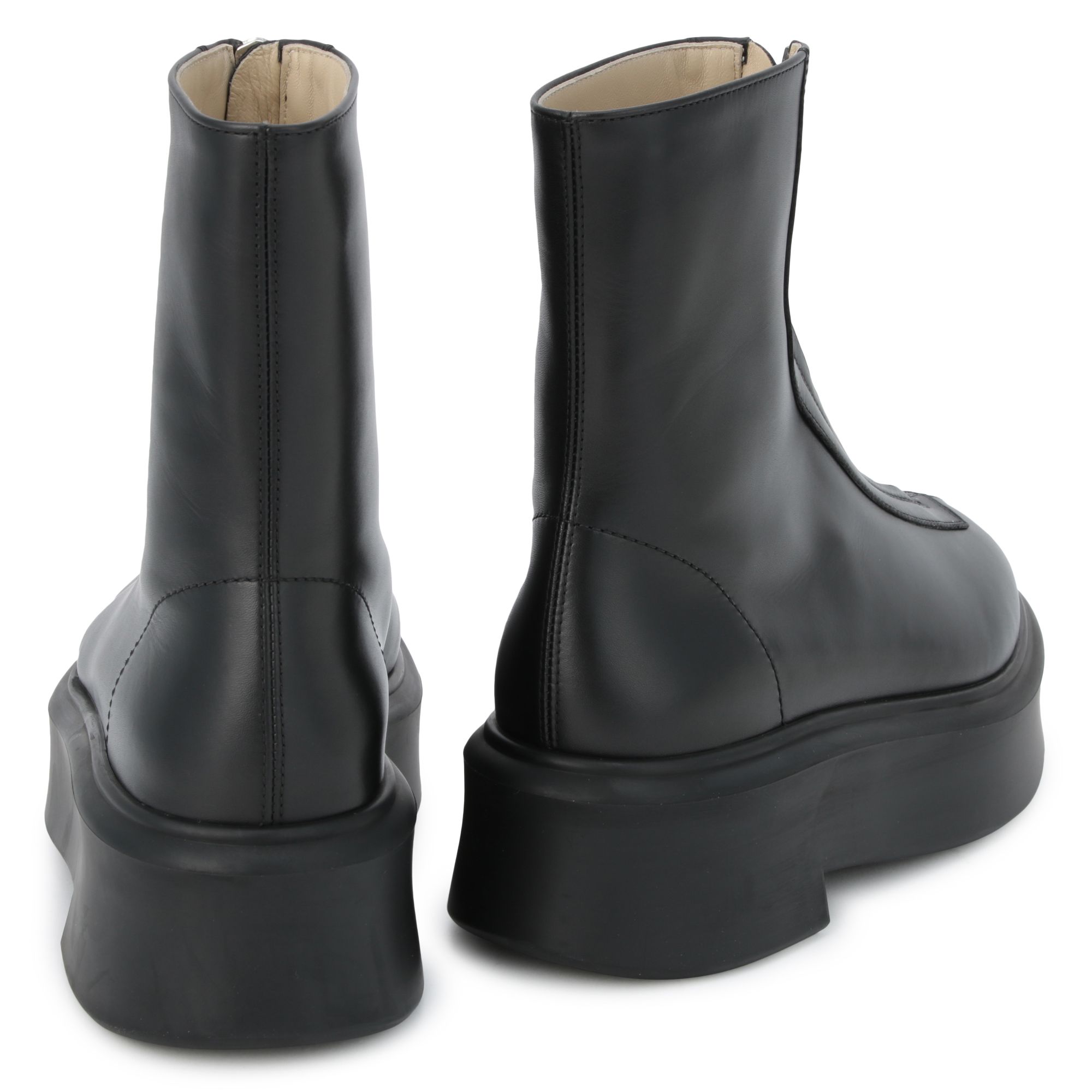 THE ROW・ZIPPED BOOT I・￥286,000