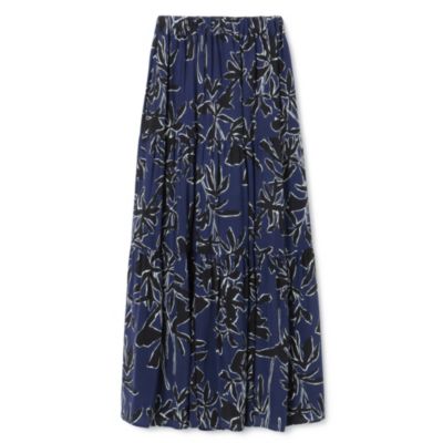 ぺたんこでも女っぽい！大人のミューズ・ブレンダさんが履く“フラット派”のための春シューズ最旬Style