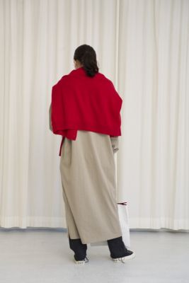 ���f���T�C�Y�F164cm/�x�[�W��/���p�T�C�Y�FL