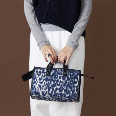 A VACATION(ア ヴァケーション)のSABRINA BLUE LEO通販 | 集英社HAPPY