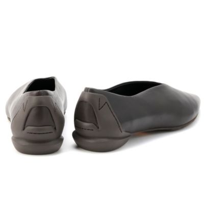 SHISEI(シーセイ)のスリットパンプス通販 | 集英社HAPPY PLUS STORE