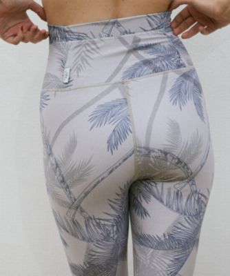 【セットアップ】Julier プレミアムフロースーパーハイレギンス　トップス Julier(ジュリエ)のpalm treeプリントスーパーハイレギンス通販