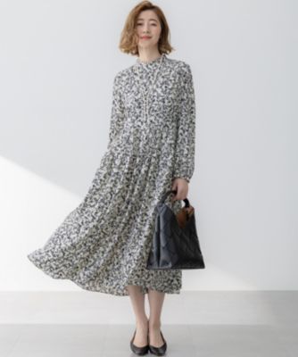 23区(ニジュウサンク)の【洗える】シャドーリーフプリント ワンピース