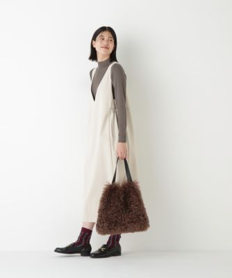 human woman(ヒューマン ウーマン)の◇ストレッチポンチVネック