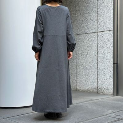 12closet(トゥエルブクローゼット)の【洗える】Vネックポンチ