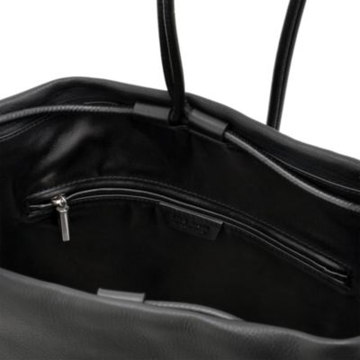 THE ROW(ザ・ロウ)のJOE BACKPACK通販 | 集英社HAPPY PLUS STORE THE ROW(ザ・ロウ)のJOE BACKPACK通販 | 集英社HAPPY PLUS STORE