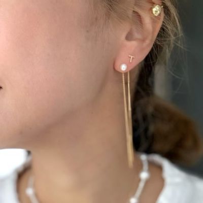 La Soeur(ラ・スール)の【販路限定】イニシャルアメリカンピアス