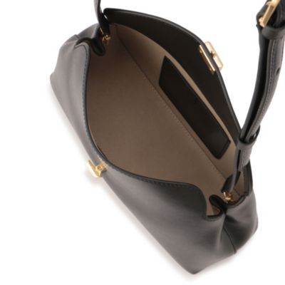 TOTEME(トーテム)のT－Lock leather clutch通販 | 集英社HAPPY PLUS STORE