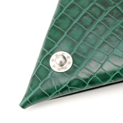 【TOGA】トーガ Triangle coin case コインケース 財布 TOGA TOO】Triangle coin case(F24DA092)｜阪急百貨店公式通販