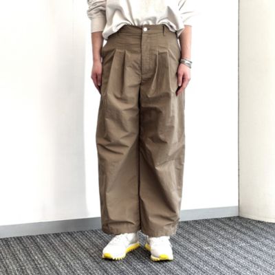 スタッフ身長166cm(骨格ウェーブ)ベージュ/38サイズ着用