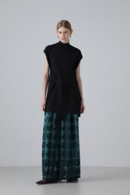 【美品】アドーア エアーストレッチニットベスト 近年モデル アドーア ADORE エアーストレッチニットベスト （ブラック