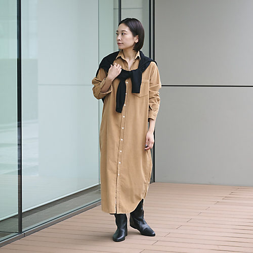 スタッフ身長155cm camel/S