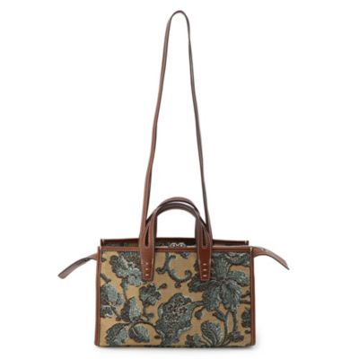 SABRINAページ 新時代のポップ・プリンセス！サブリナ・カーペンター、4年ぶりの