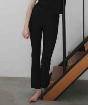 美品 Julier ジュリエ リブストレッチセミフレアパンツ 楽天市場】ジュリエ ヨガウェア ヨガパンツ レディース 優木