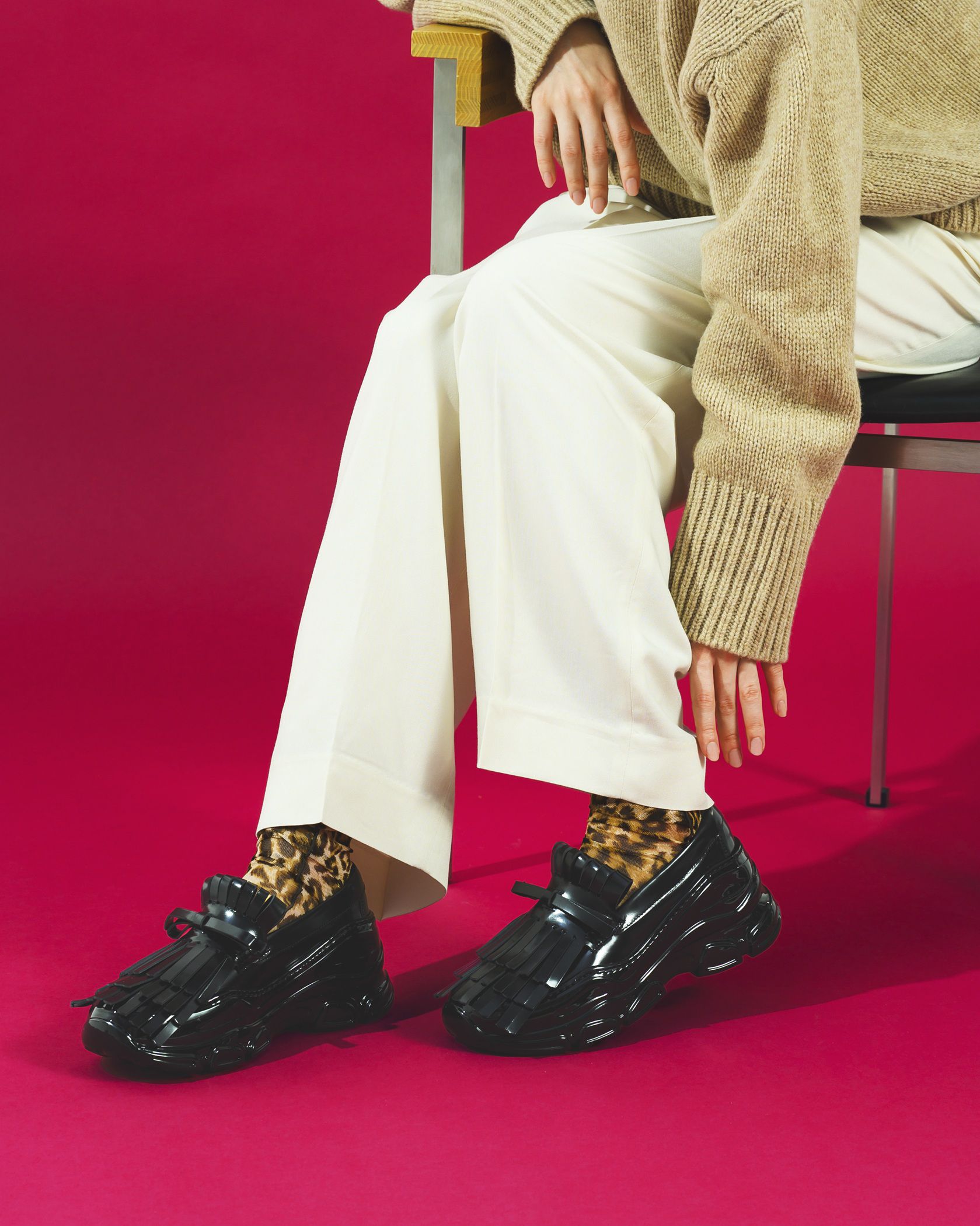 SIMONE ROCHA・FRINGE TRACKER LOAFER・￥157,300