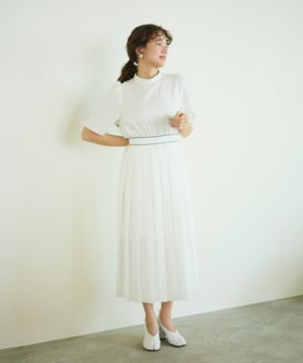 Newans(ハッシュニュアンス)の〈花乃まりあさんコラボ〉ワイドプリーツ