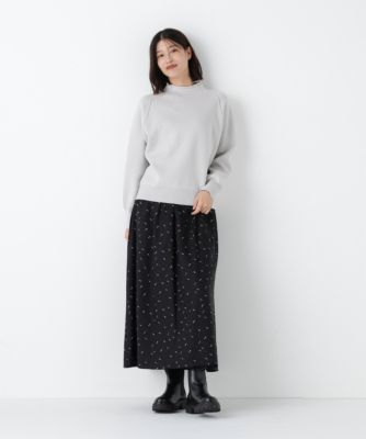 human woman(ヒューマン ウーマン)の◇変形ドットタックギャザーSK