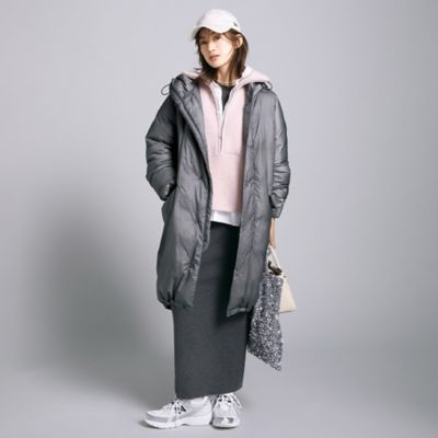 スタイリスト徳原文子さん×REMI RELIEFの軽やかダウンコート