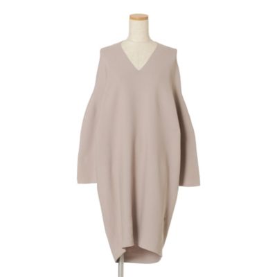 Room no.8×eclat
Vネックニットチュニック　グレージュ
￥27,500　