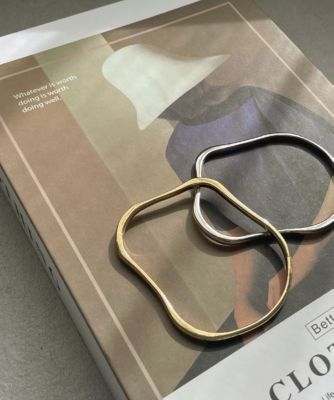 集英社HAPPY PLUS STOREmarjour（マージュール）/THIN BEND BANGLE