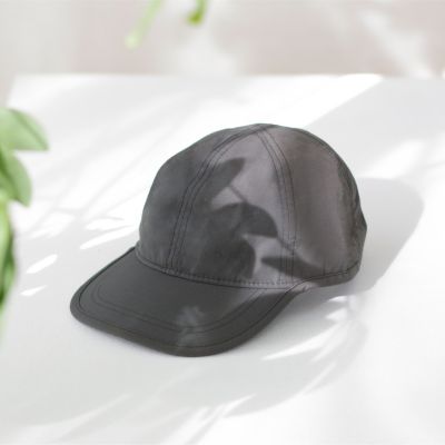 帽子　キャップ　グレー　黒　UV対策　シンプルコーデ　男女兼用