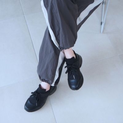 【未使用品】DAISY LIN ブラック 厚底 刺繍スリッポン 37 未使用品】DAISY LIN こかさ ブラック 厚底 刺繍スリッポン 37