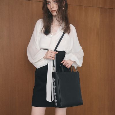 集英社HAPPY PLUS STORETOPKAPI（トプカピ）/【TREASURE TOPKAPI】シュリンクレザー レース 刺しゅう ショルダー付 トートバッグ