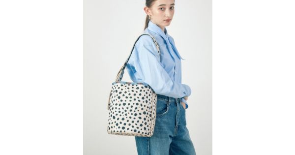 LeSportsac Atelier(レスポートサック アトリエ)のLG BELT HANDLE TOTE 