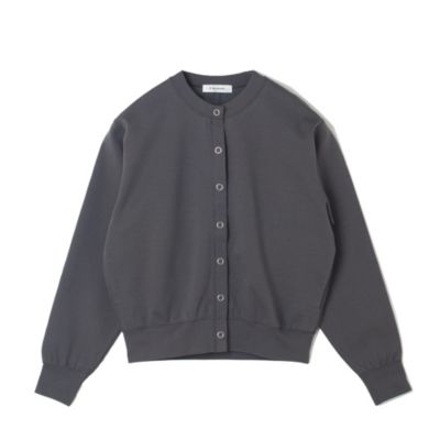 ボタンをとめ、一枚でも着られるスナップカーディガン　フレンチスナップカーディガン