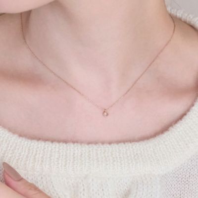 集英社HAPPY PLUS STOREPhoebe（フィービィー）/【金属アレルギー対応】プチベゼルストーンネックレス　シャンパンゴールド