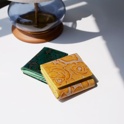 集英社HAPPY PLUS STORETOPKAPI（トプカピ）/【TREASURE TOPKAPI】ローズエンボス ツヤ レザー 二つ折り財布