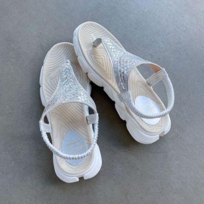 enchanted(エンチャンテッド)のビーズアクセントトングバック