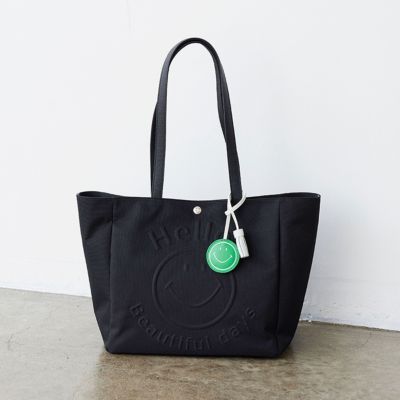 集英社HAPPY PLUS STORETOPKAPI（トプカピ）/【Breath TOPKAPI】SMILE COLLECTION エンボス スマイル ビッグ トートバッグ ／スマイルチャーム付き