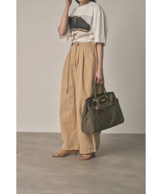 しっかりシャリ感のある撥水加工ナイロンを使用したジョガーパンツ　WATER−REPELLENT PANTS