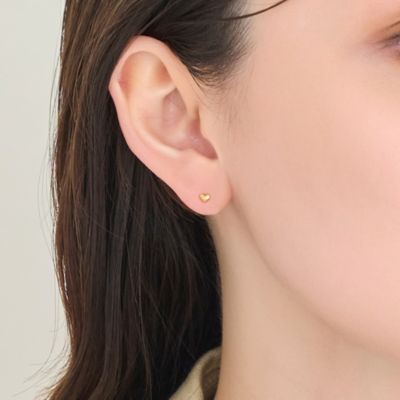 集英社HAPPY PLUS STOREPhoebe（フィービィー）/【金属アレルギー対応】タイニーハートピアス
