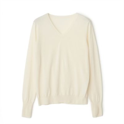 直接素肌で堪能したい こだわりの着心地　シルクカシミヤ混浅Vネックニット