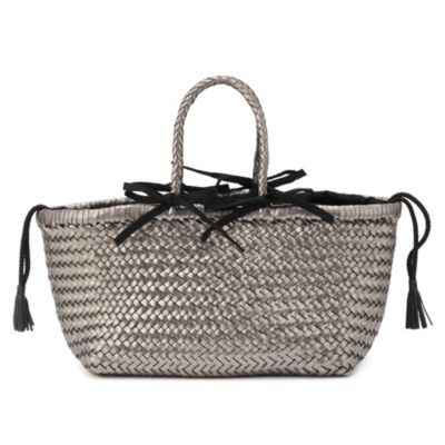 ❤️今季　カゴバック　美品❤️ loewe】カゴバッグ 今年迎え入れたのはwhite loewe♡ 自分のお