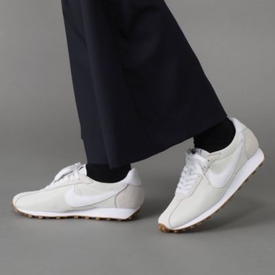 初代のリリースは1977年。　LD−1000