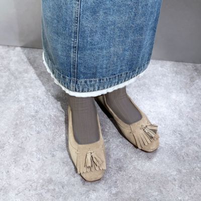大人のボーホーシックを足もとから叶えるキルトタッセルフラットシューズ　【APOM】本革キルトタッセルフラットシューズ