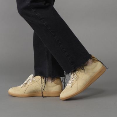 チェコ・スロバキア時代に工場で制作されていたGERMAN TRAINER（ジャーマントレーナー）をアップデートしたモデル。　GAT ALL SUEDE