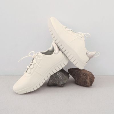 enchanted(エンチャンテッド)のアクションレザーエラスティックレース