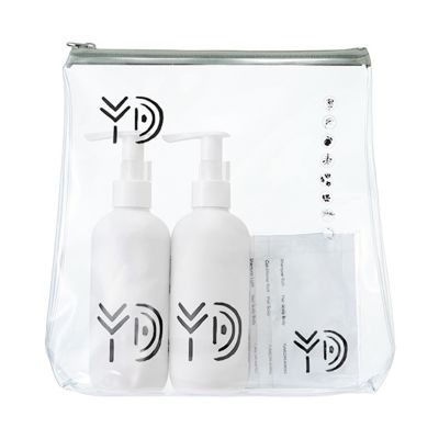 「シャンプー リッチ」250mLサイズと「コンディショナー リッチ」250mLサイズのセットに、サンプルサシェ５包が付いたニューイヤー特別セット。　NEW YEAR KIT  リッチセット