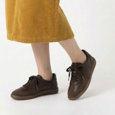 快適さと上品さを備えたデイリースニーカー　ジャーマントレーナーアレンジスニーカー
