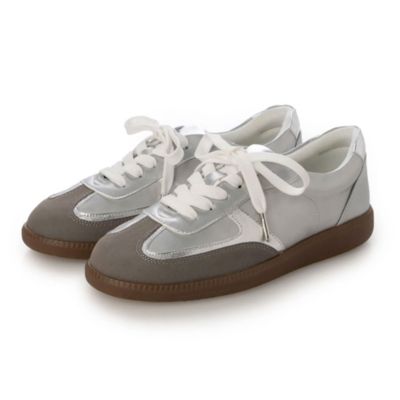 快適さと上品さを備えたデイリースニーカー　ジャーマントレーナーアレンジスニーカー