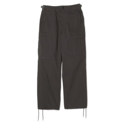 重くならなくてクールなグレーを厳選　艶コットンで軽い！　小粋カーゴ　【宮崎桃代さん別注】薄軽カーゴパンツ