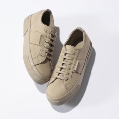 大人気ペリーコ×スペルガのスニーカーに鮮やかなカラースエードタイプが登場　撥水レザースニーカー