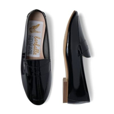 「ローファーは硬い」を覆す大人のためのフェミニンローファー　ジェシカ（エナメル）