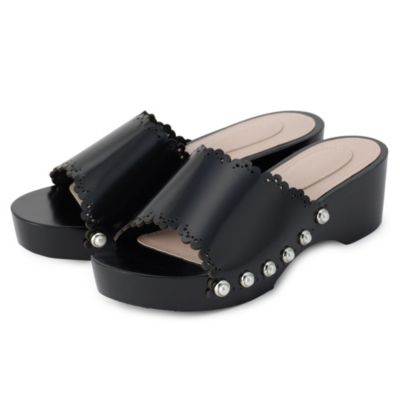 SCALLOPED WOODEN CLOG